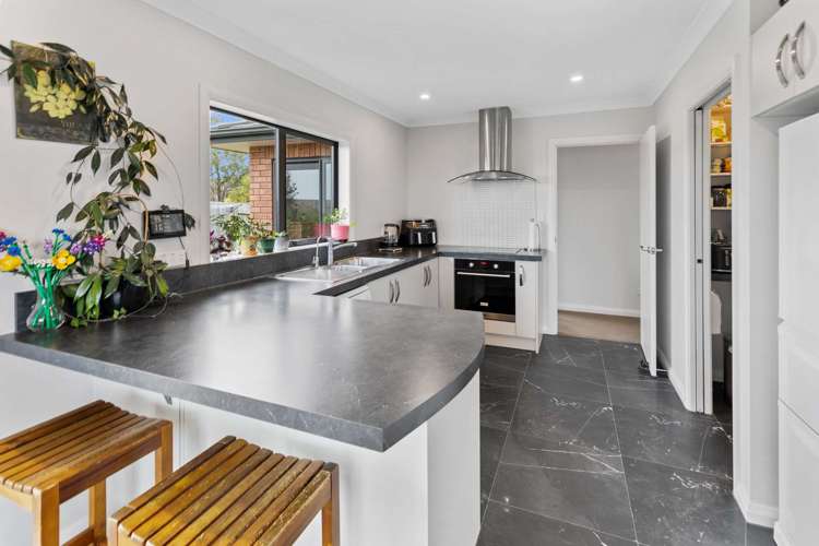 28 Abby Road Fitzherbert_5