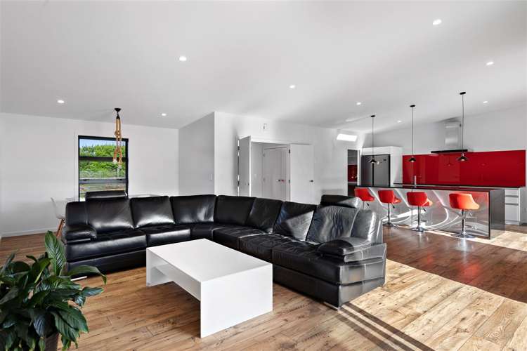 635 Downs Road West Eyreton_12