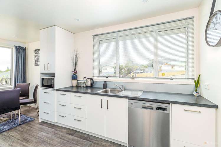 31a Oxford Street West End_7