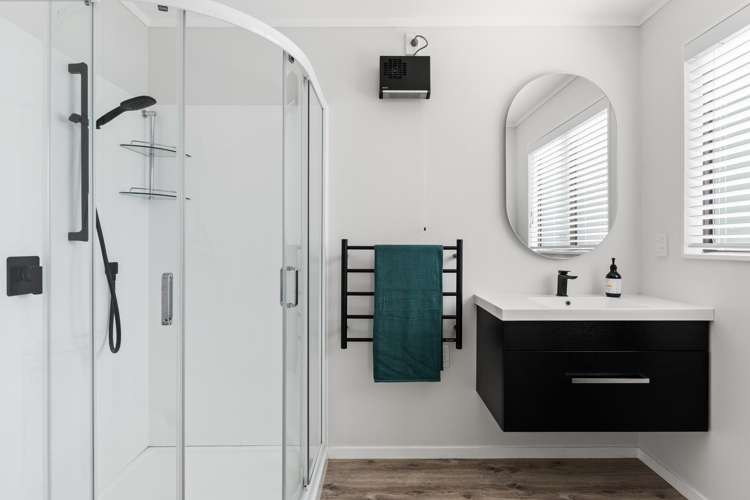 15 Magnolia Street Outer Kaiti_11