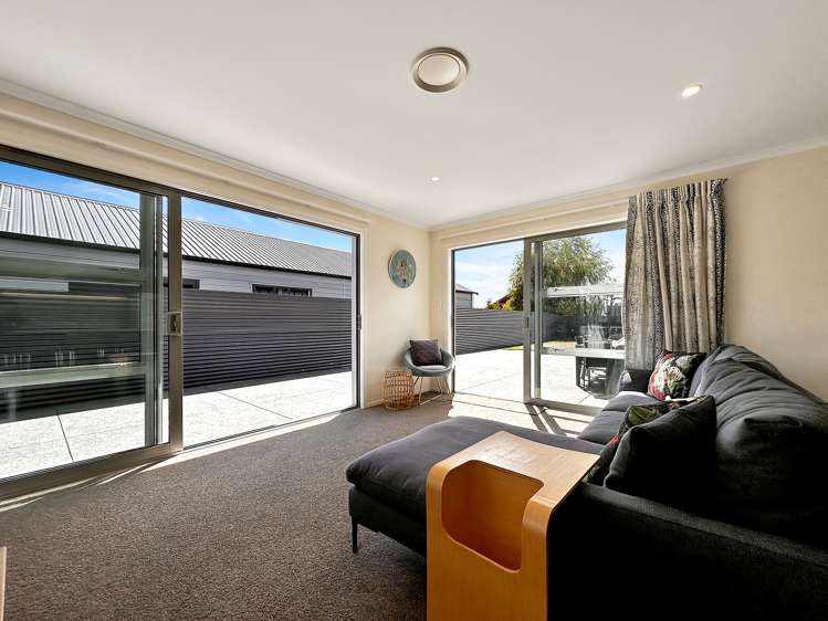 16 Rhoboro Road Twizel_9