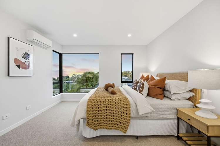 2/8 Park Rise Campbells Bay_18