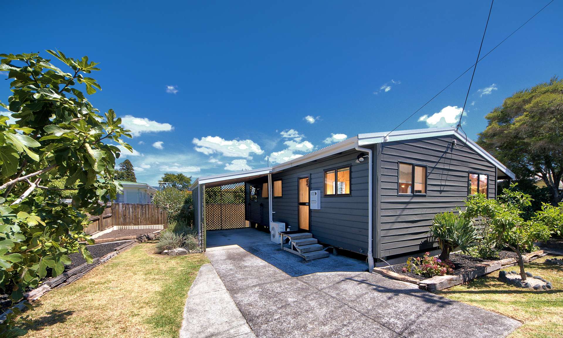 2/399 West Coast Road Glen Eden_0