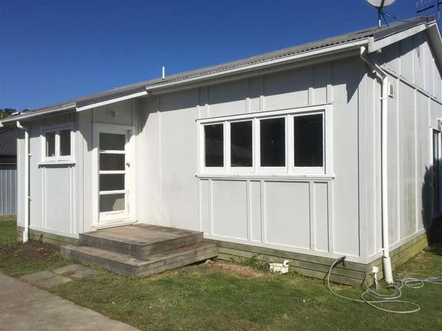 FAMILY HOME IN WAINUOMATA