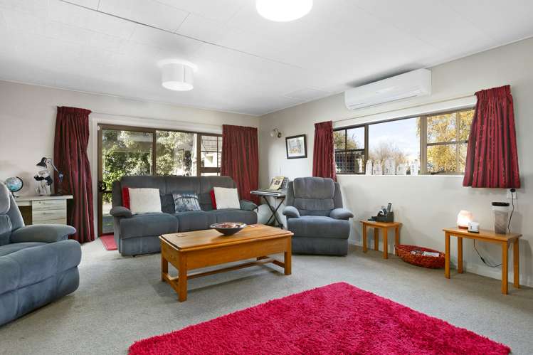 310 High Street South Carterton_10