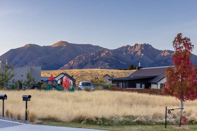 8 Avalanche Place Wanaka_1