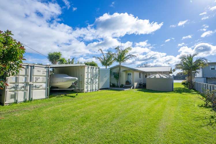 35 Mahanga Road_5