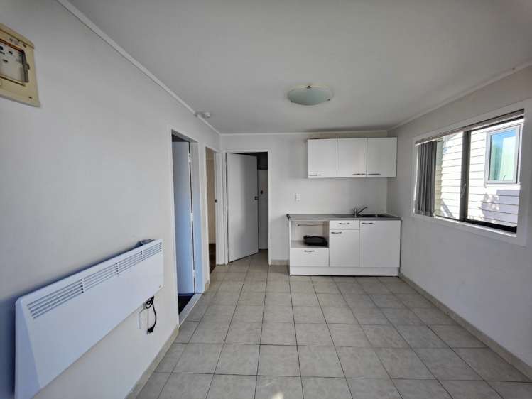 20 Minaret Drive 1648_13