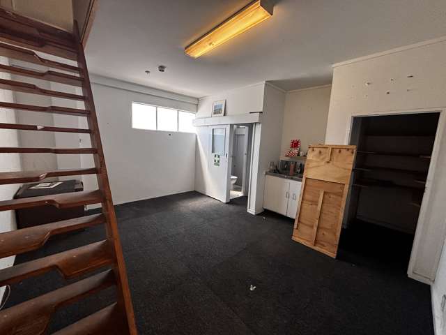 3/3-9 Downer Street Lower Hutt_3