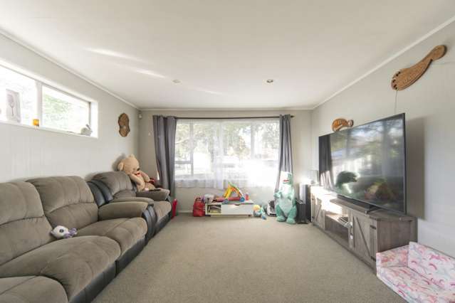 50 Oakfield Crescent Pukete_1