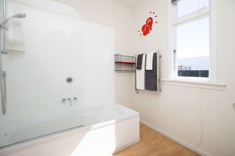 8 Manning Place Woolston_14