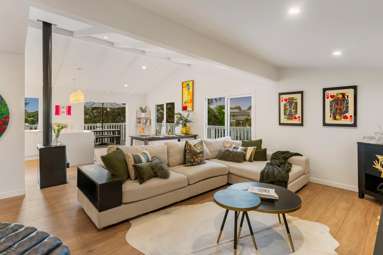 2 Beachlands Road_4