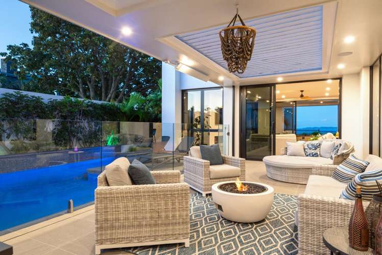 90 Marine Parade Mellons Bay_16