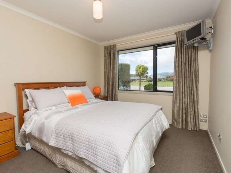 42 Dale Street Albert Town_8