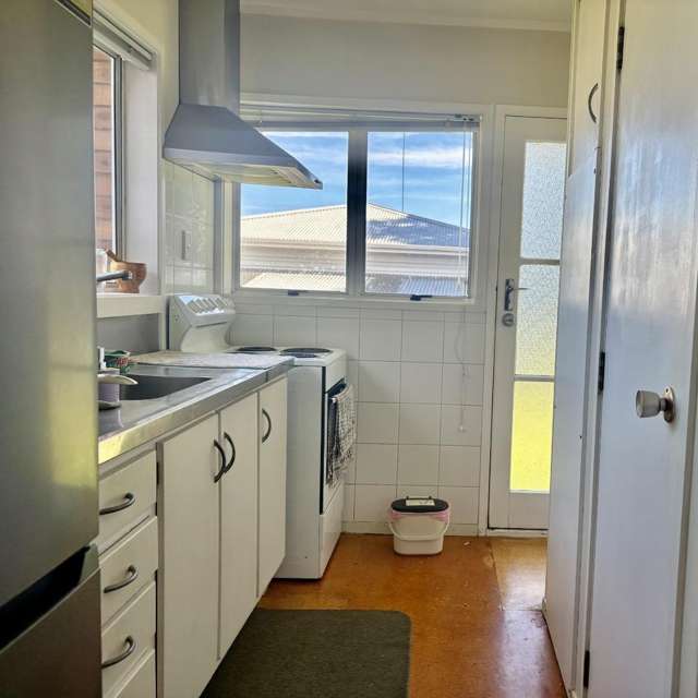 3/318 Te Atatu Road 1802_1