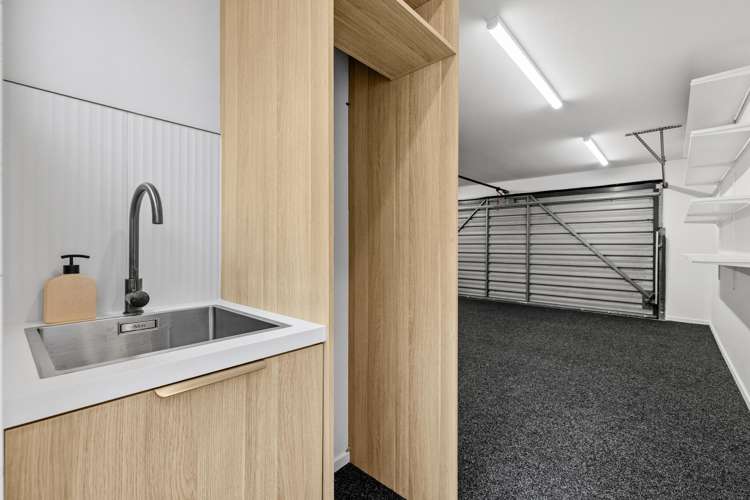 2/8 Mayfair Street Riccarton_30