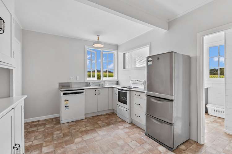 38 Finlayson Brook Road Waipu_16