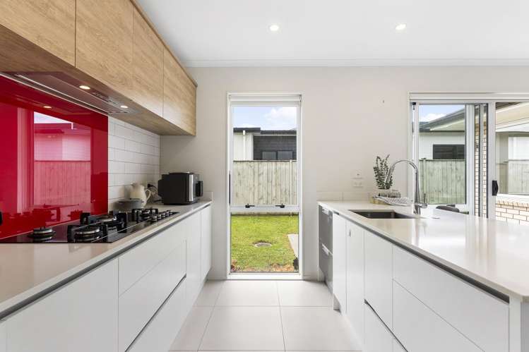 21 Waituarua Drive Takanini_7
