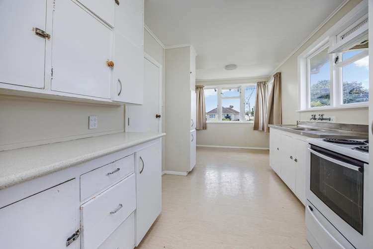16 Gilbert road Otara_6