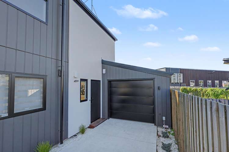 4/21 Spencer Street Addington_18