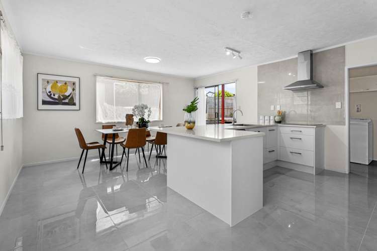3 Cheam Place Pakuranga Heights_8