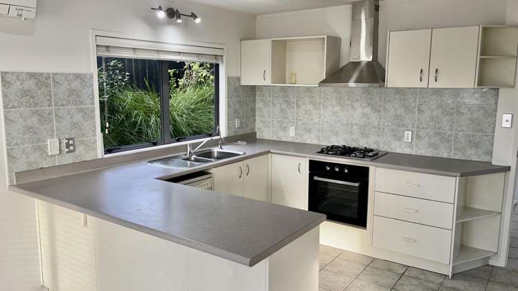 90B Pupuke Road Hillcrest_7