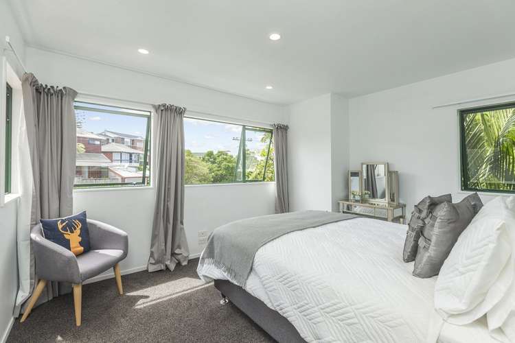 2/63 Athens Road Onehunga_10