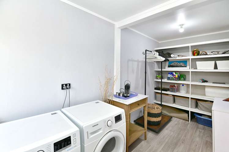 45 Athol Place Algies Bay_11