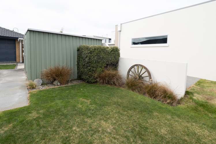 8 Penbury Close Huntingdon_24