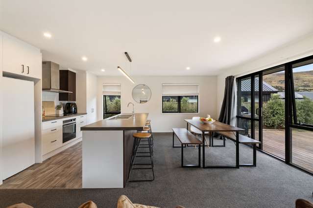 17 Cheviot Street, Hanley's Farm Jacks Point_3