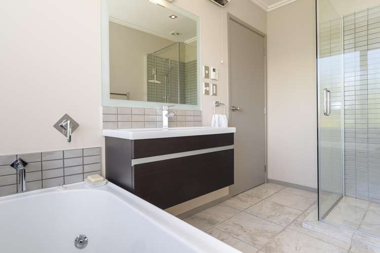 57a Hillcrest Road Otumoetai_15