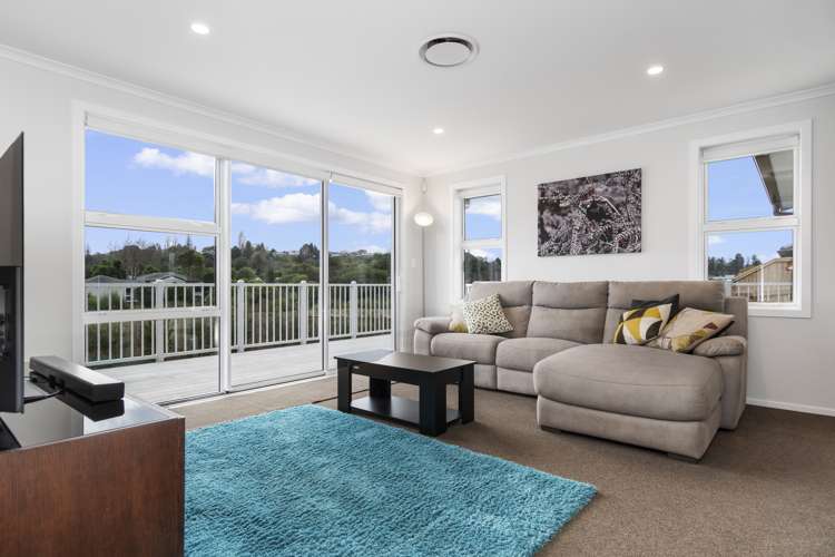 27 Te Otinga Place Pyes Pa_2