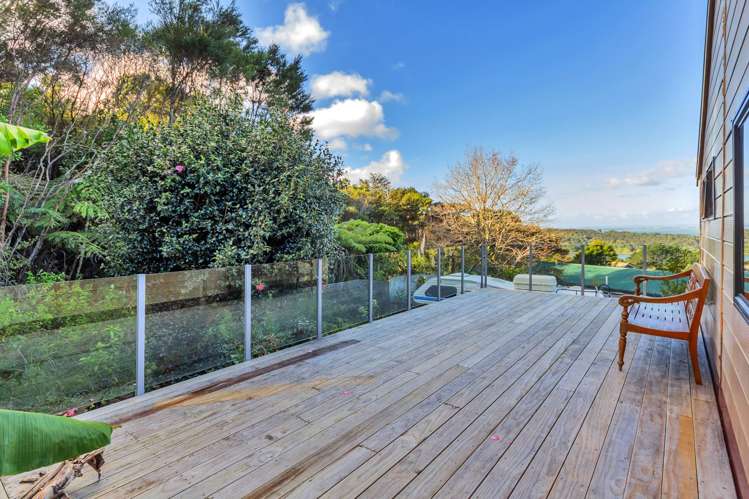 52 Rauhuia Crescent Parau_14