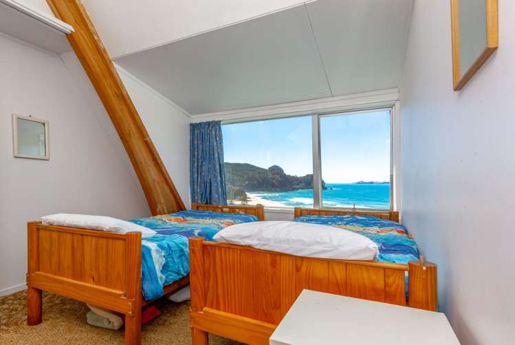 323 Onemana Drive Onemana_14