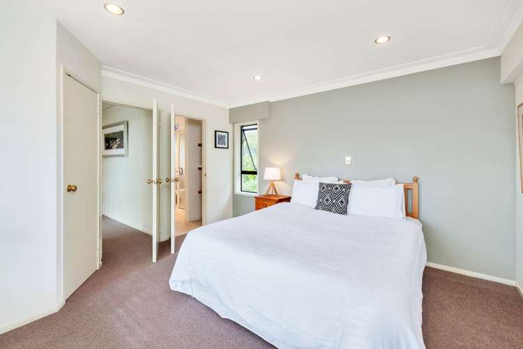 2/19a Seaview Road Castor Bay_10