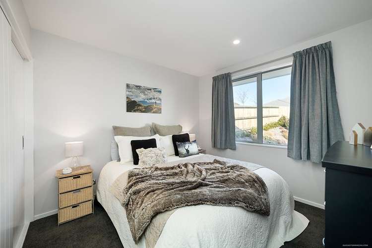 79 Risinghurst Terrace Lower Shotover_11