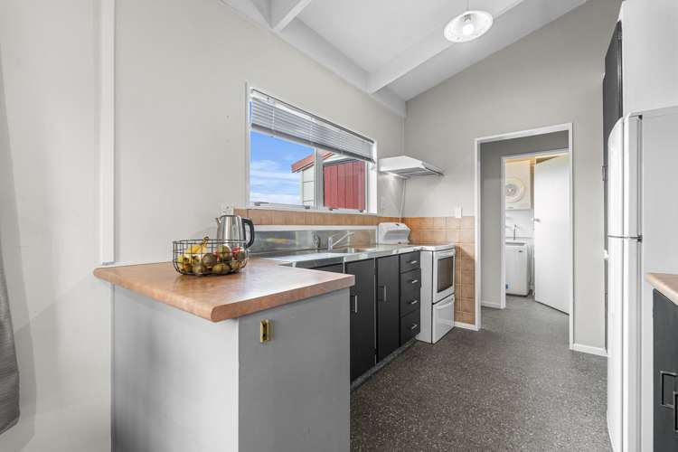 219 Parklands Avenue Bell Block_3