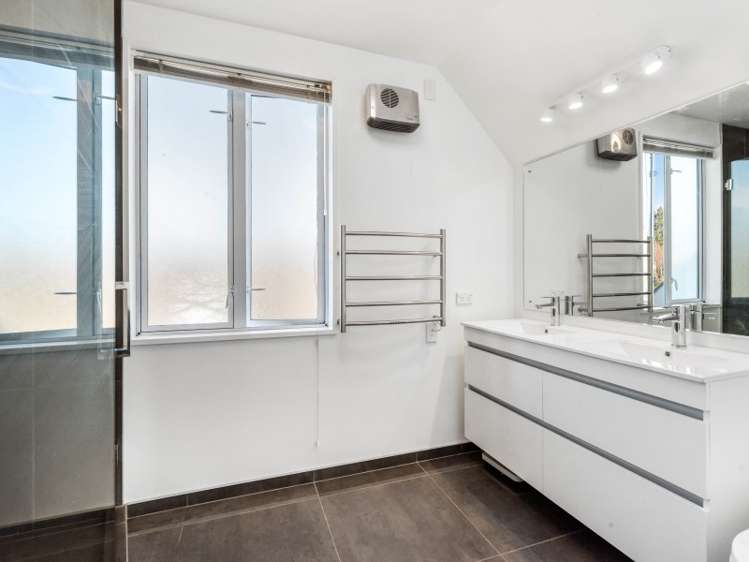 2 Waimana Place Wanaka_9