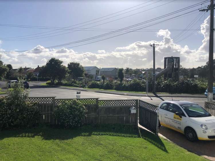 2 Daventry Street Waterview_14