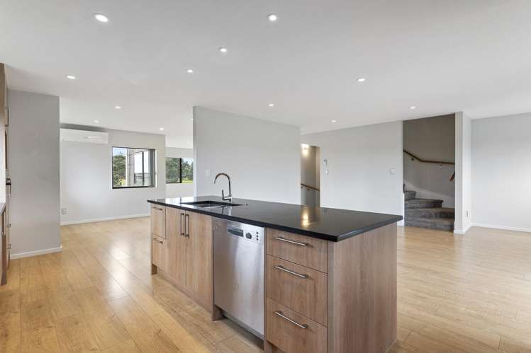 29 Meritage Lane Te Atatu South_5