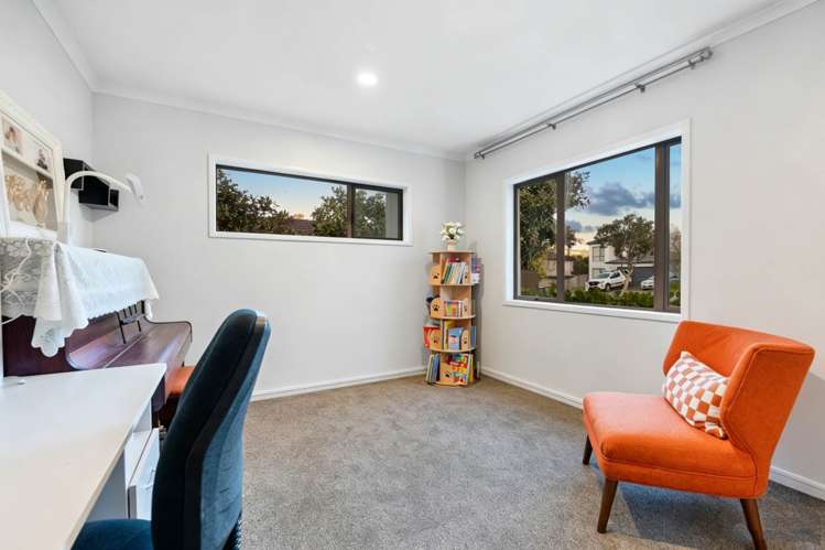 124 Kyle Road Greenhithe_17