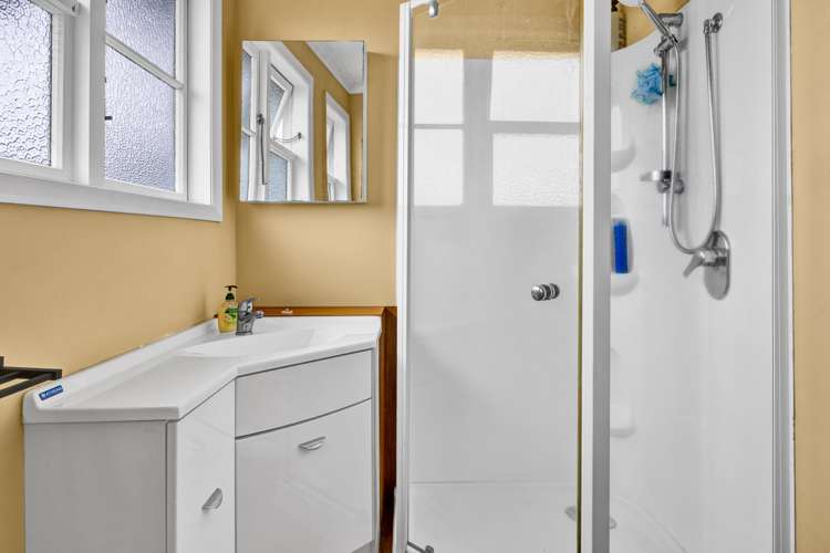 1 Malone Place Hawera_16