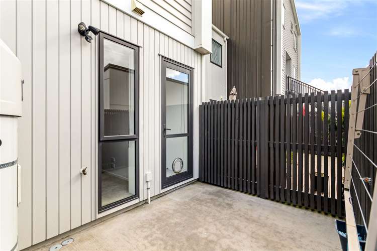 96 Squadron Drive Hobsonville_23