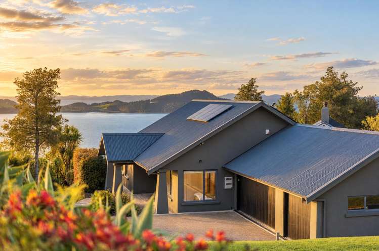 15a Te Papa Road Kawakawa Bay_25