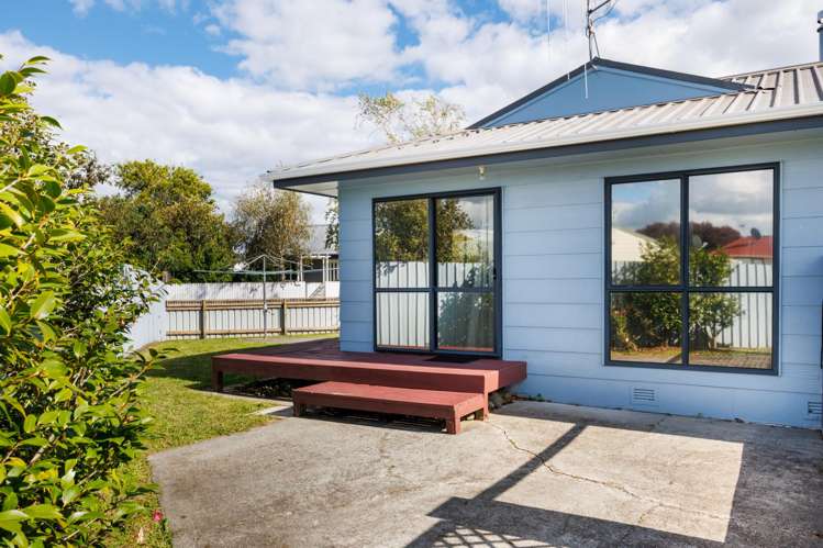 28 Peppertree Glade Kelvin Grove_17