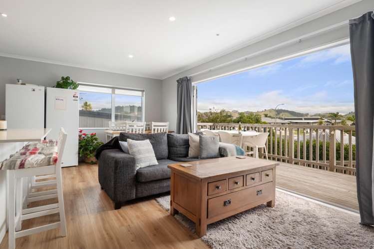 6 Reel Road Waihi Beach_9