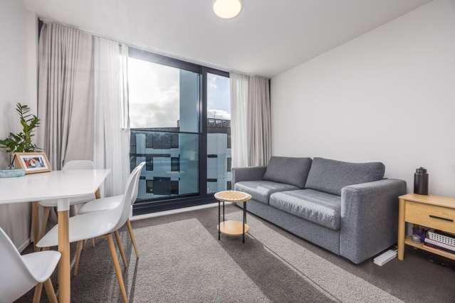 Penthouse Position + Car Park = Must Be Sold