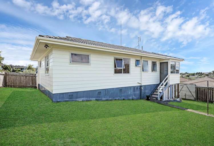 14 Tetrarch Place Totara Vale_23