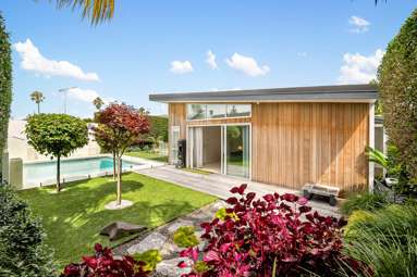 12 Tangaroa Street_1