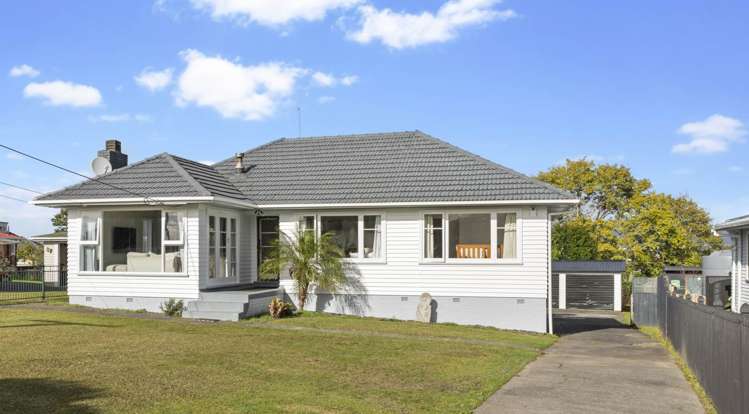 38 Gloria Avenue Te Atatu Peninsula_26